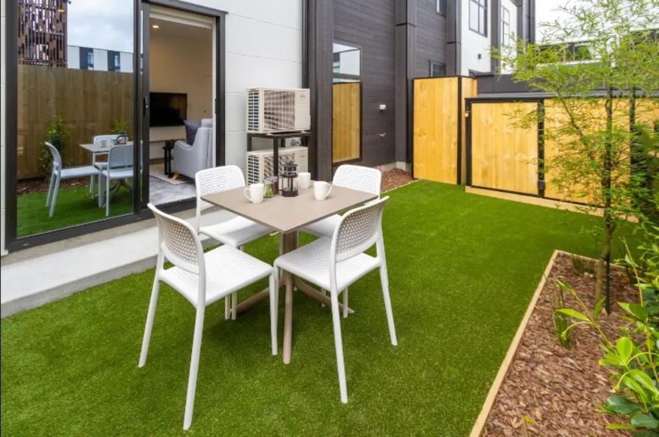 Serenity In The Centre: 2 Bed 2 Bath Крайстчърч Екстериор снимка